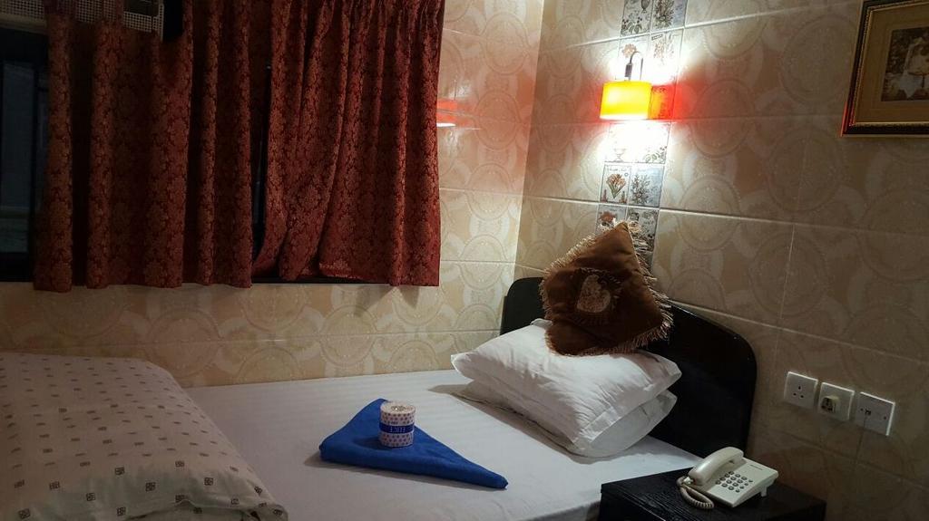 Kabayan Hostel *